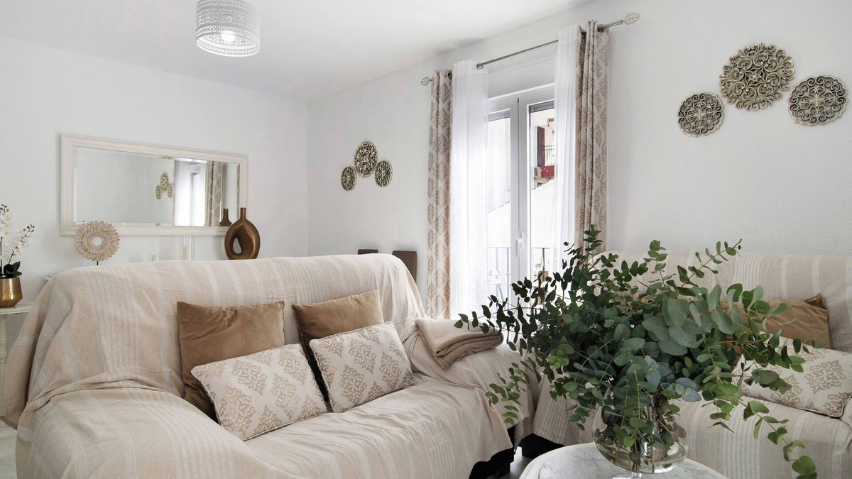 Ronda Apartment | Apartment 'Cataleya' with Private Terrace, Wi-Fi and Air Conditioning