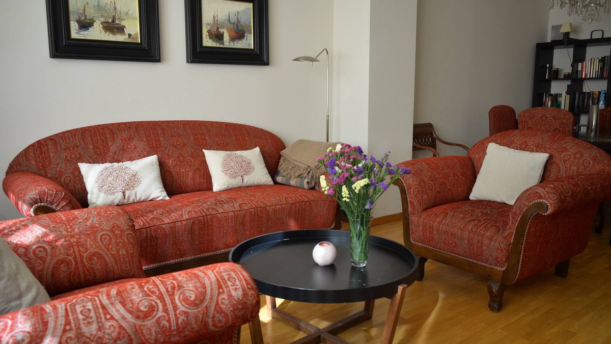 Beiro Apartment | Apartment 'Central, Spacious Parking' with Wi-Fi and Air Conditioning