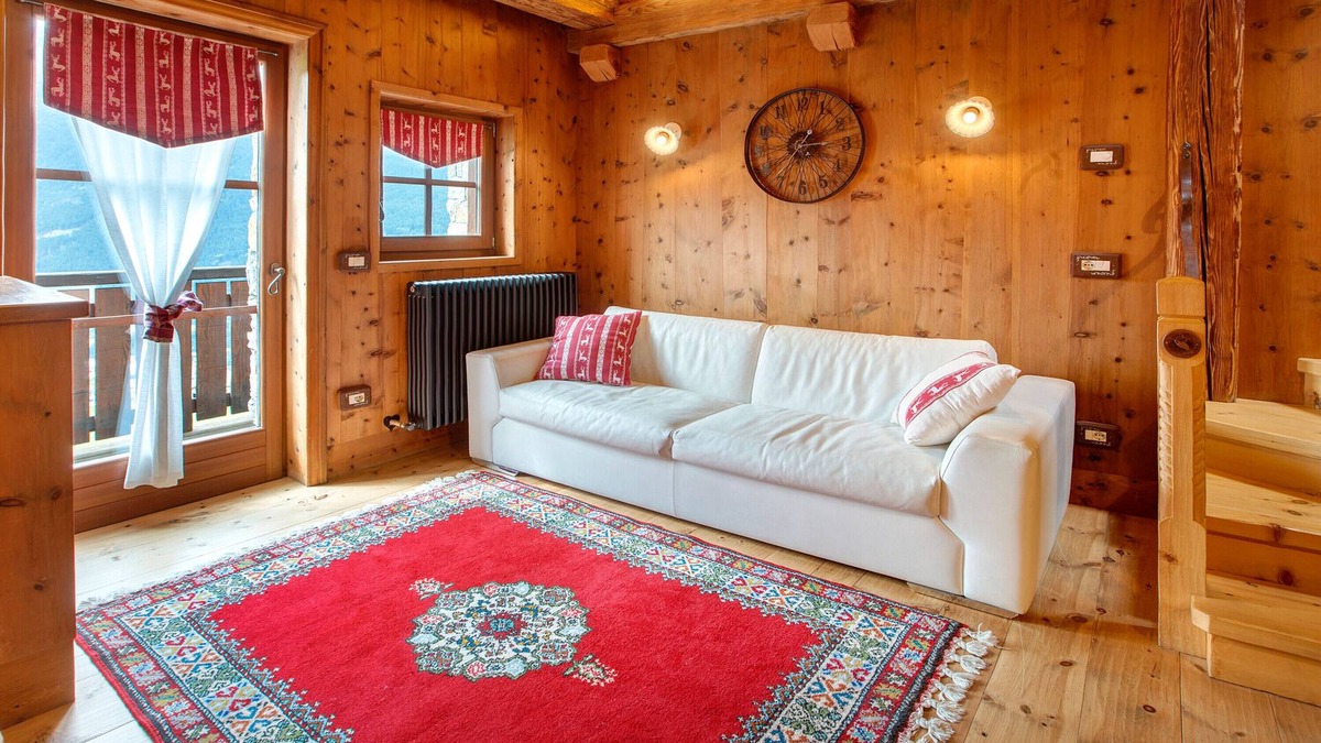 Valdisotto Apartment | Apartment 'Chalet Del Cuore' with Mountain View, Private Garden and Wi-Fi
