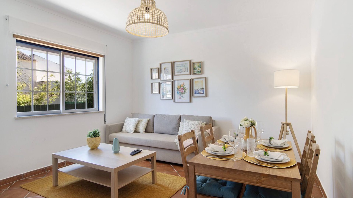 Santa Luzia Apartment | Apartment "Charming Sl009" close to the Sea with Wi-Fi