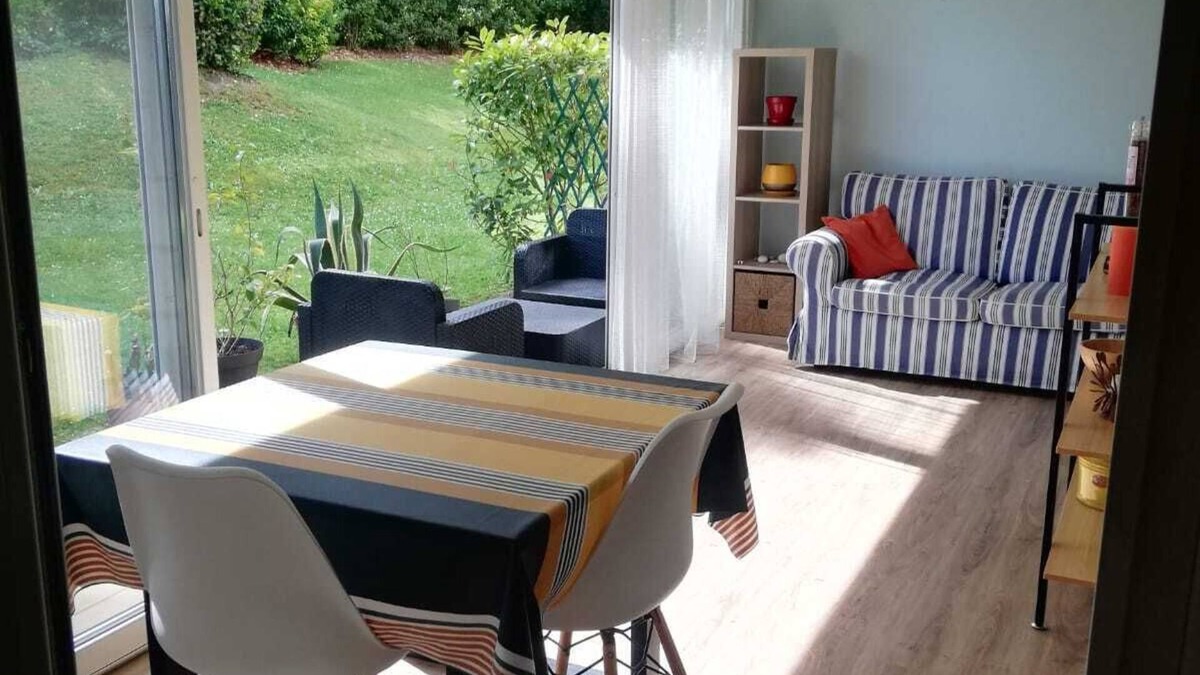 Biarritz Apartment | Apartment Château d'Arcadie, 67m2, terrace and garage. The whole of Biarritz on foot!