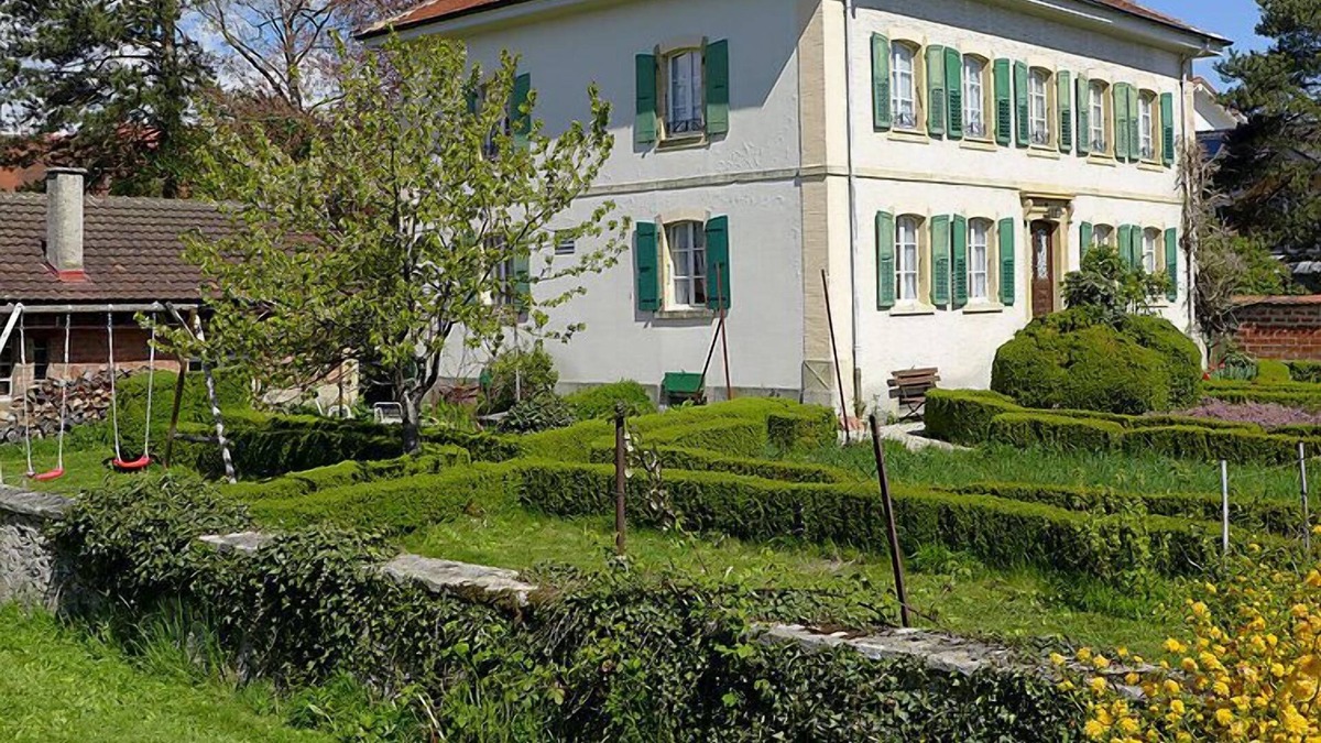 Yvonand Apartment | Apartment chemin de la Plage in Yvonand - 4 persons, 3 bedrooms