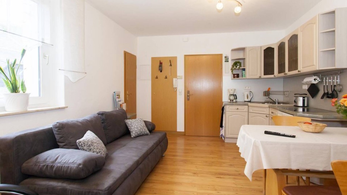 Ellefeld Apartment | Apartment Christine, shower, WC, 1 bedroom - Ferienwohnungen Möckel