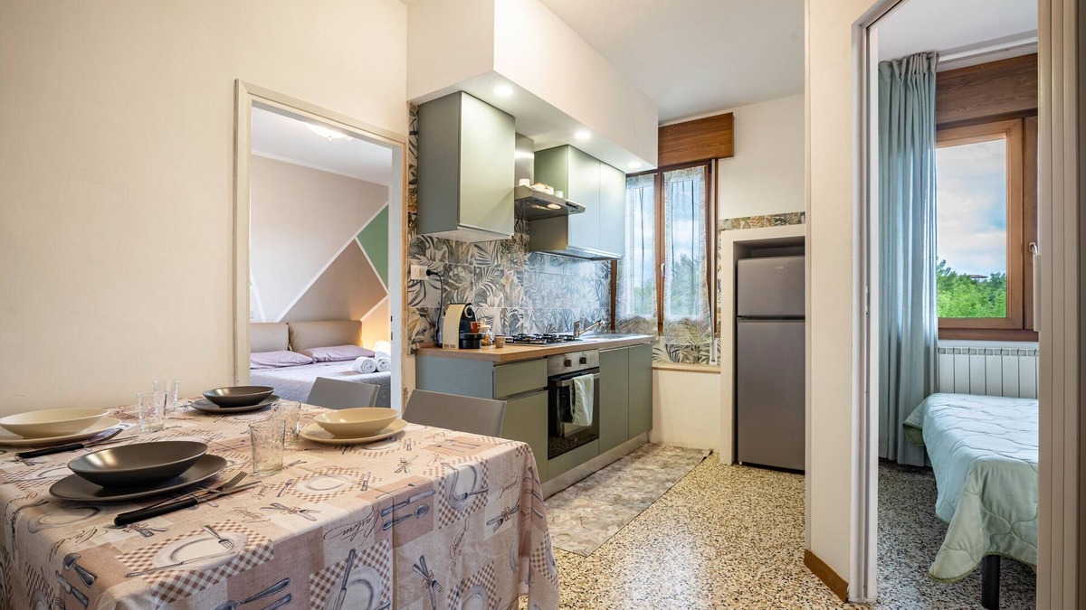 San Briccio Apartment | Apartment 'Corina Cavallino Treporti' with Shared Garden, Wi-Fi and Air Conditioning