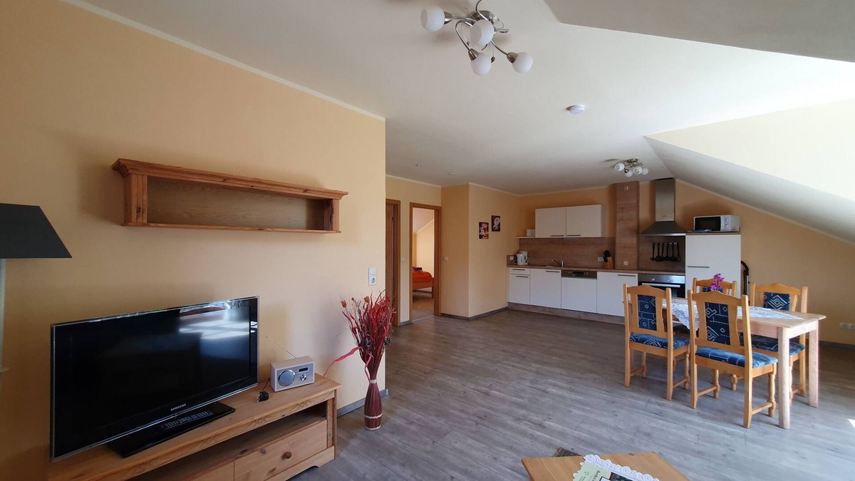 Neuscheidenbach Apartment | Apartment-Comfort-Ensuite with Shower-Balcony