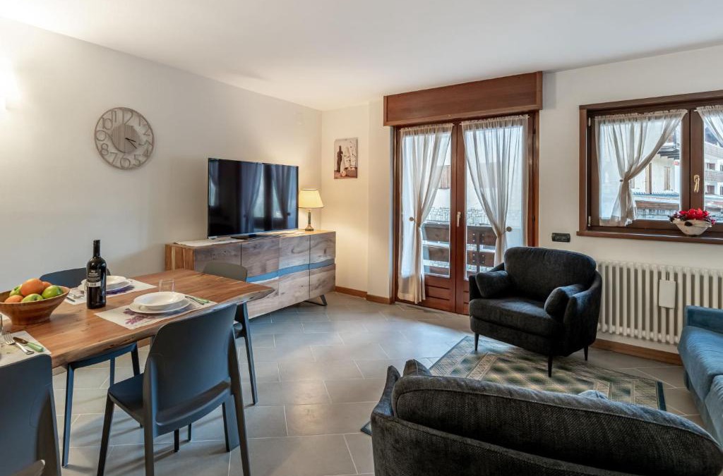 Alba Apartment | Apartment Condominio Giulia by Interhome