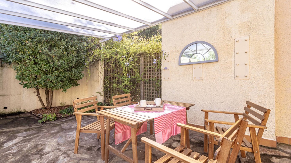 Ceret Apartment | Apartment 'Côté Jardin' with View, Terrace and Garden, 2 Minutes from the Center of Céret