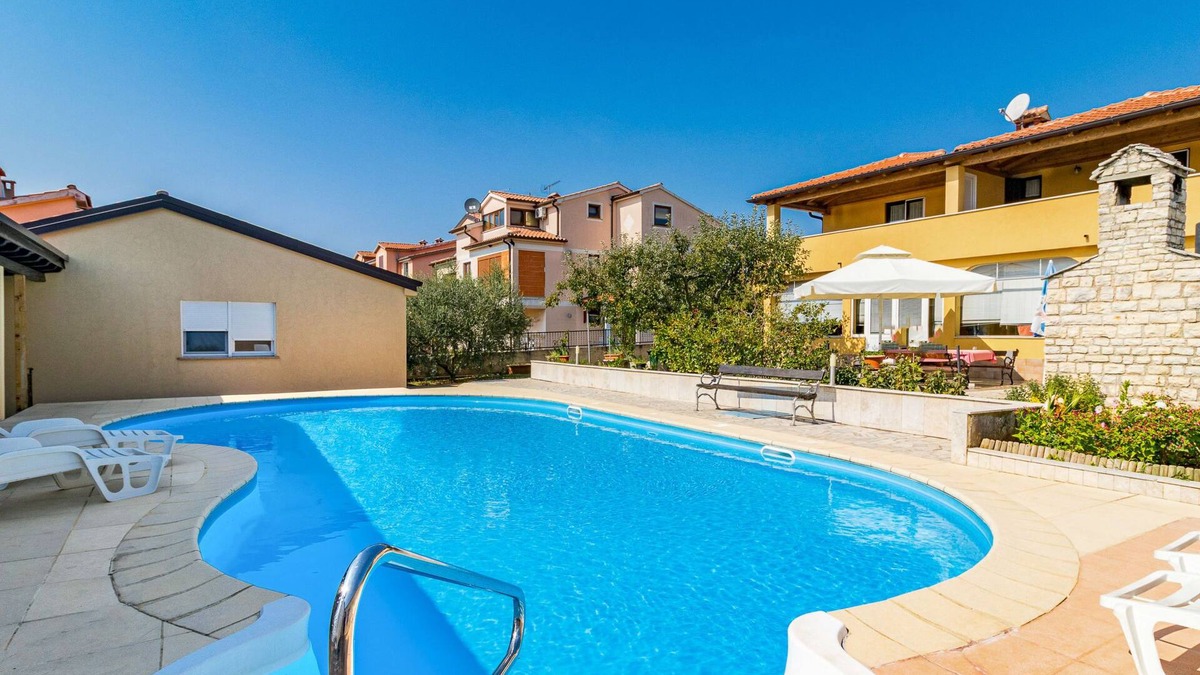 Zbandaj Apartment | Apartment Dika by Interhome