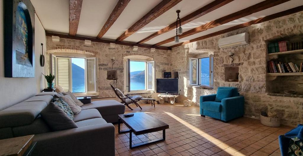 Perast Apartment | Apartment Dyonis Perast