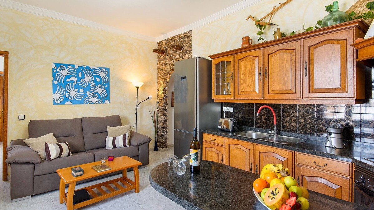 El Golfo Apartment | Apartment "El Golfo Lanzarote" In Charming Fishing Village Close to Beach and National Park