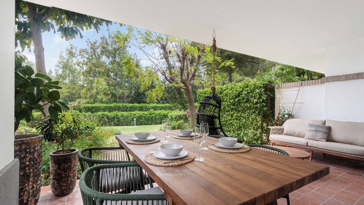 Benahavis Apartment | Apartment 'El Lago 2 Bedrooms' with Mountain View, Wi-Fi and Air Conditioning