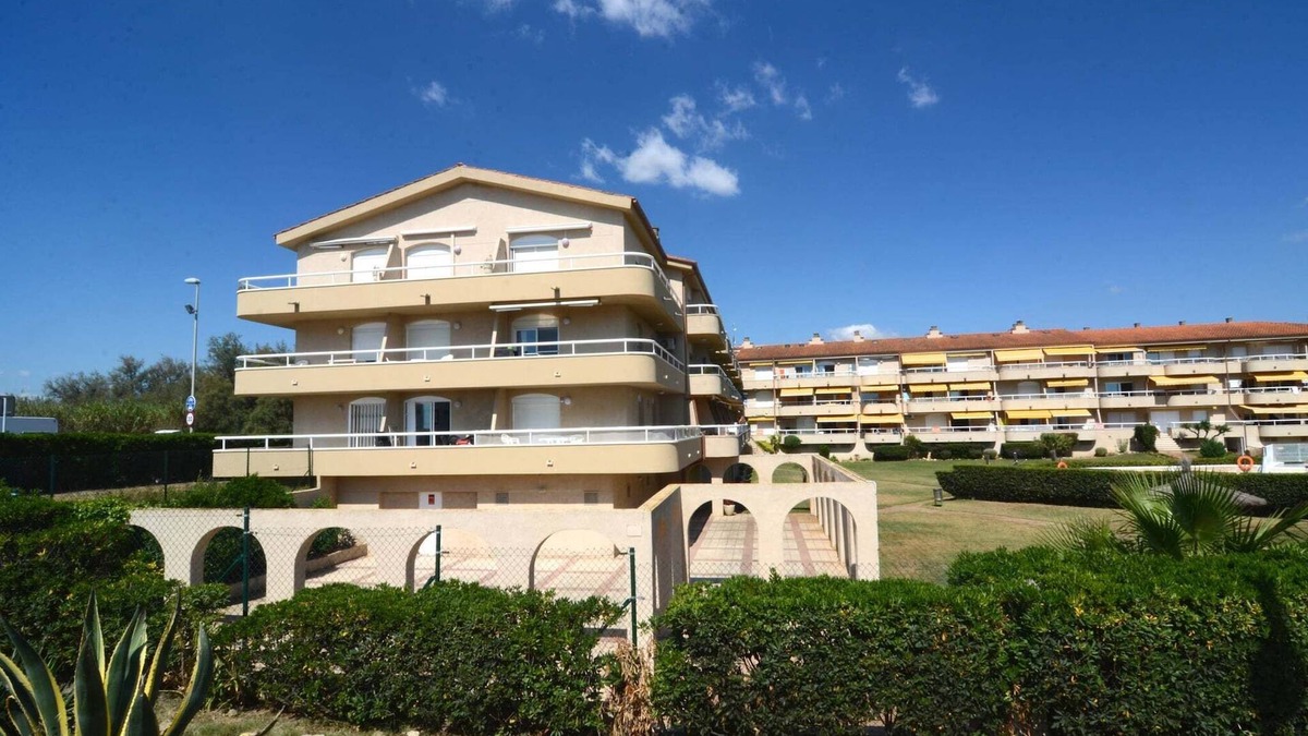 Els Griells Apartment | Apartment Els Griells near Beachfront