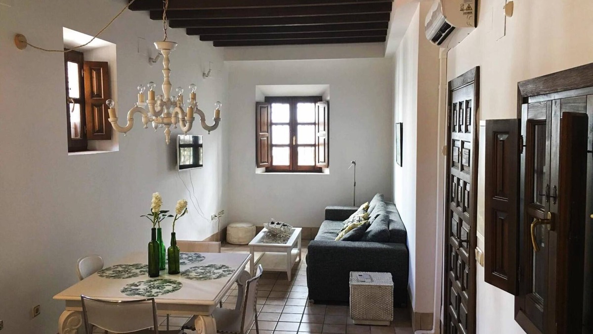 Albaicin Apartment | Apartment Elvira Street with Wifi and Air Conditioning