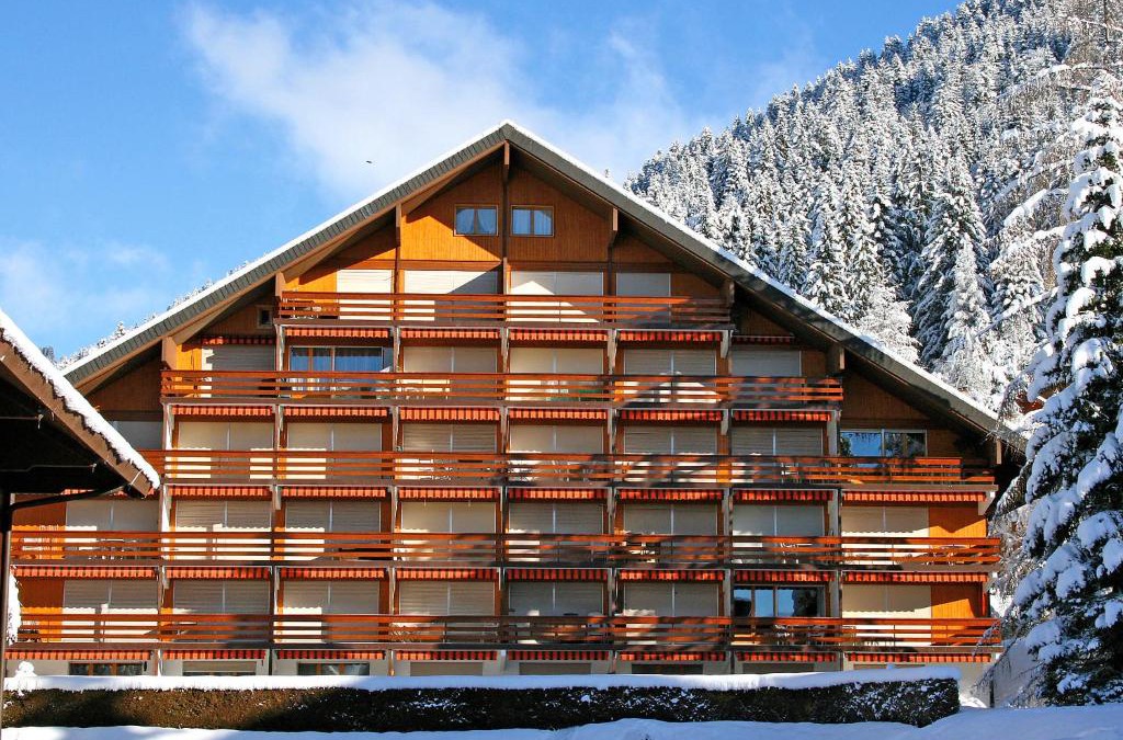 Villars-sur-Ollon Apartment | Apartment Emeraude 31 by Interhome