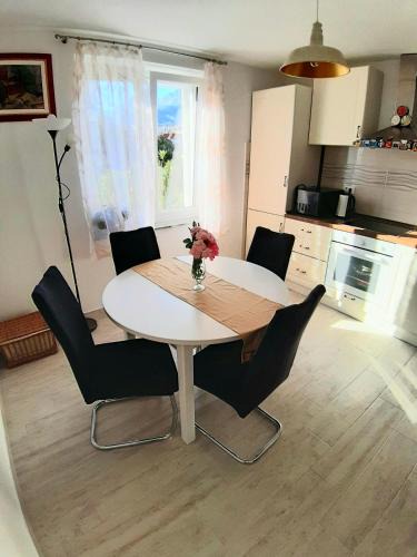 Makarska Old Town Apartment | Apartment Enjoy life Makarska 2+2, center