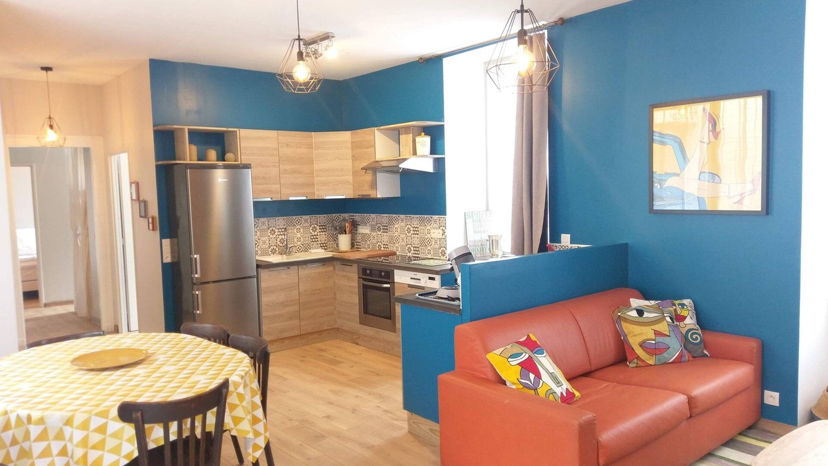 Eaux-Bonnes Apartment | Apartment-Ensuite with Bath-Carri