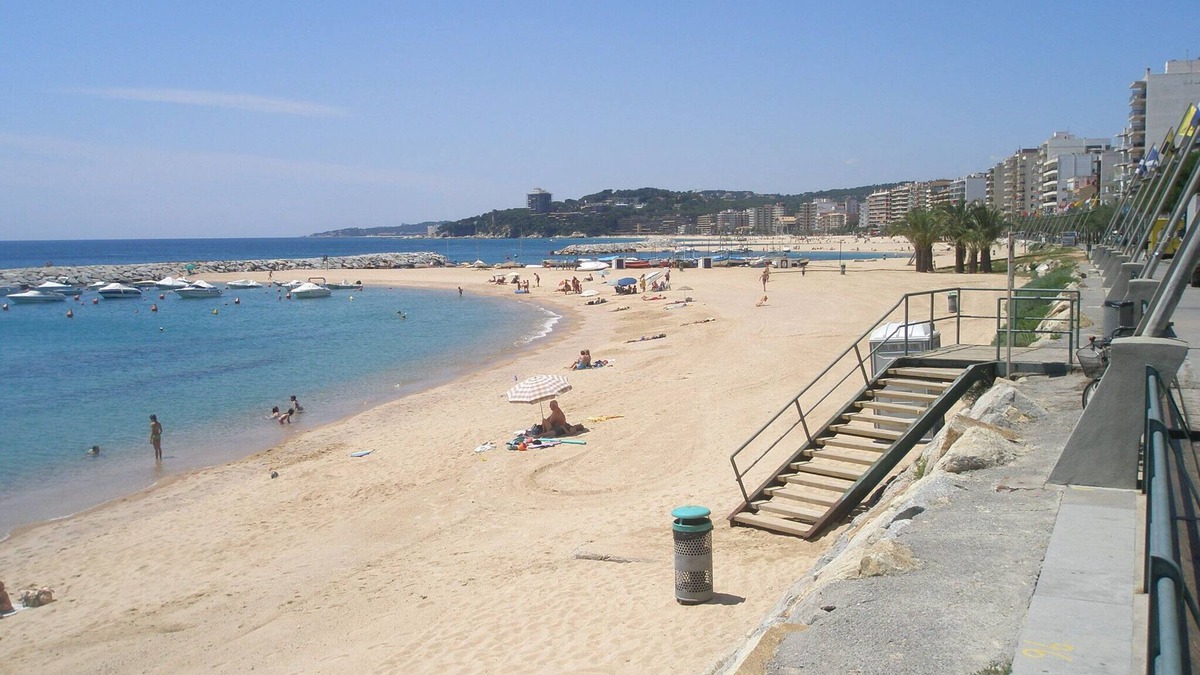 Sant Antoni de Calonge Apartment | APARTMENT IN SANT ANTONI DE CALONGE 17 METERS FROM THE BEACH