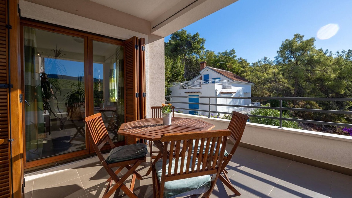 Vrboska Apartment | Apartment Flandria (89541-A1) - Vrboska - island Hvar