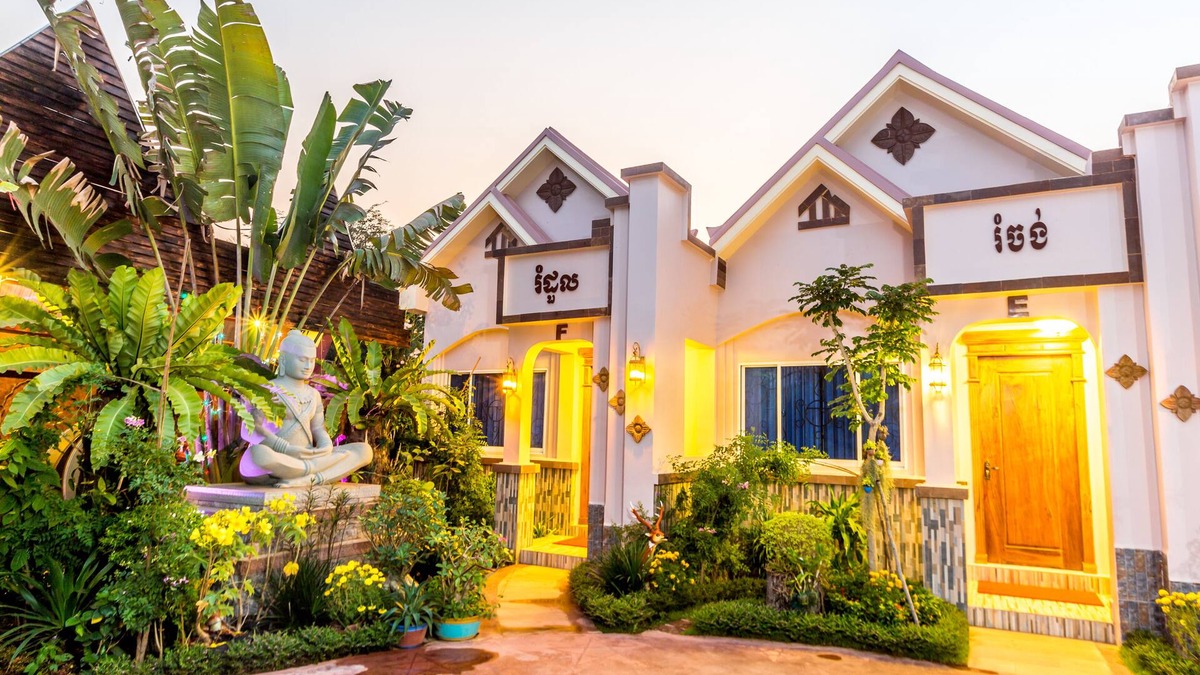 Sangkat Sla Kram Apartment | Apartment F with Swimming Pool - Romdoul Flower