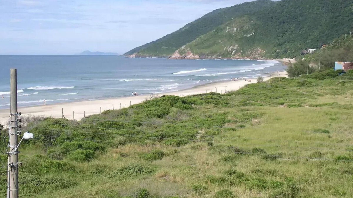 Acores Apartment | Apartment facing the sea with hydromassage Azores beach, Floripa