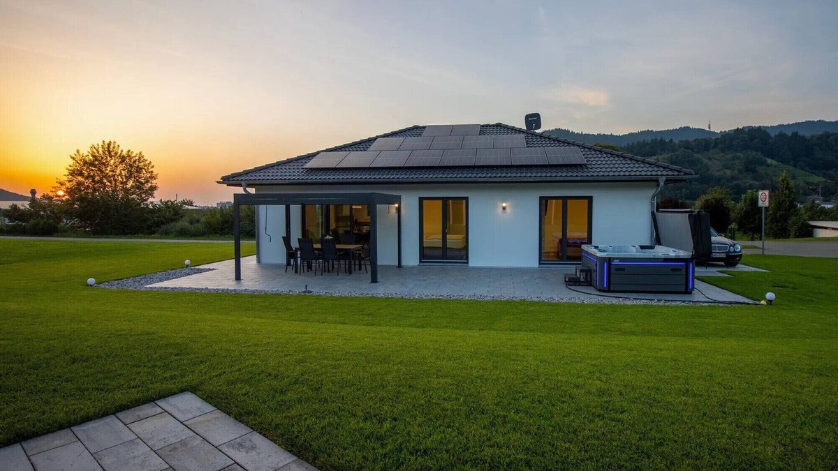 Lautenbach Apartment | Apartment 'Ferienhaus Lautenbach' with Mountain View, Private Terrace and Wi-Fi