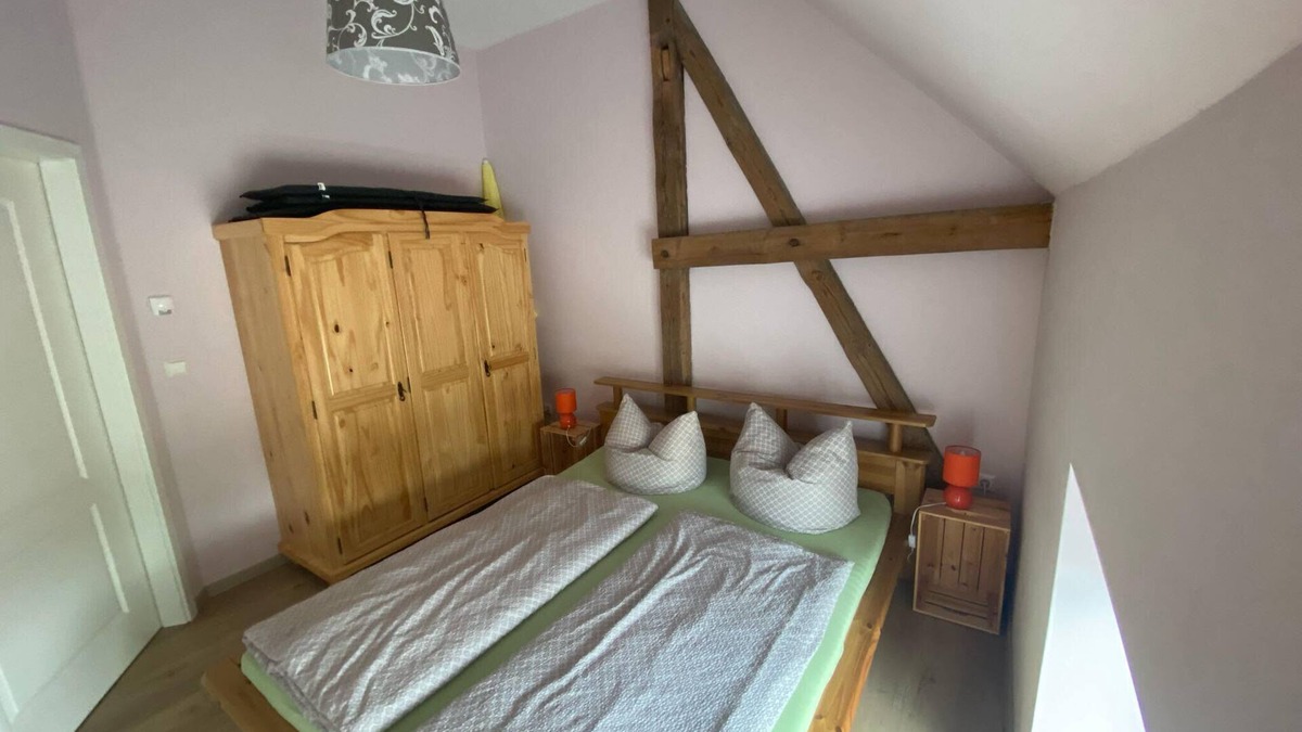 Parsteinsee Apartment | Apartment 'Ferienwohnung 4' with Shared Terrace and Wi-Fi
