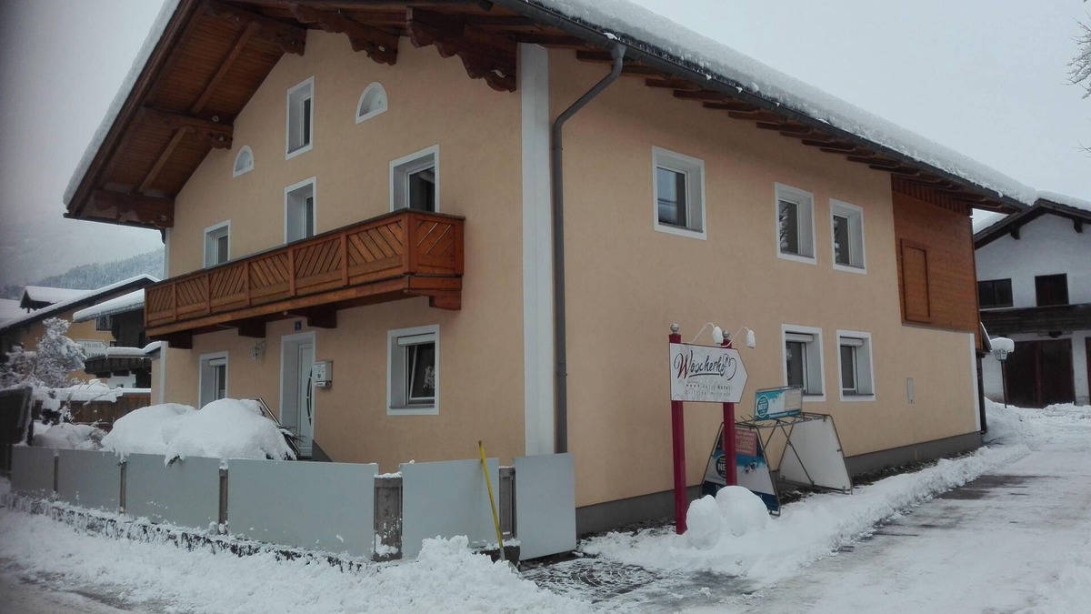 Uderns Apartment | Apartment Ferienwohnung Gerti
