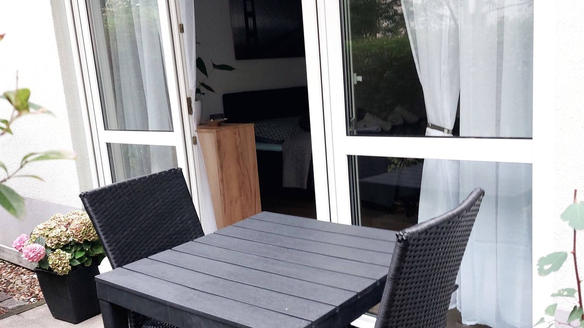 Pirna Apartment | Apartment 'Ferienwohnung Jurga' with Private Terrace and Wi-Fi