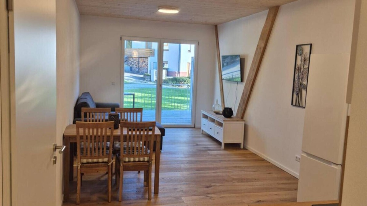 Schlier Apartment | Apartment 'Fewo 2 Heudorfer' with Wi-Fi
