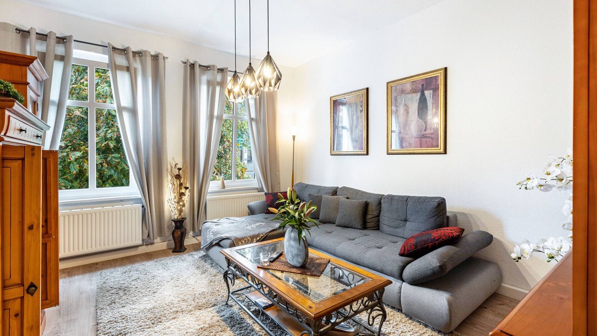 Dessau-Rosslau Apartment | Apartment 'Fewo Am Georgengarten - 1' with Shared Terrace and Wi-Fi