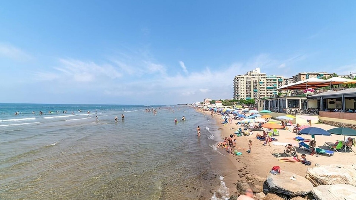 Follonica Apartment | Apartment for families and friends 5 minutes from the sea