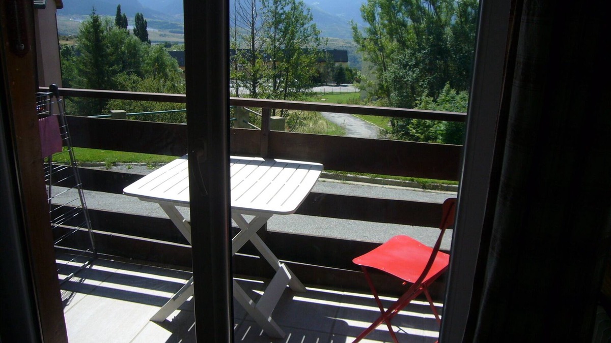 Font-Romeu-Odeillo-Via Apartment | APARTMENT F 3 SOUTH FACING BALCONY WITH FONT ROMEU WI FI