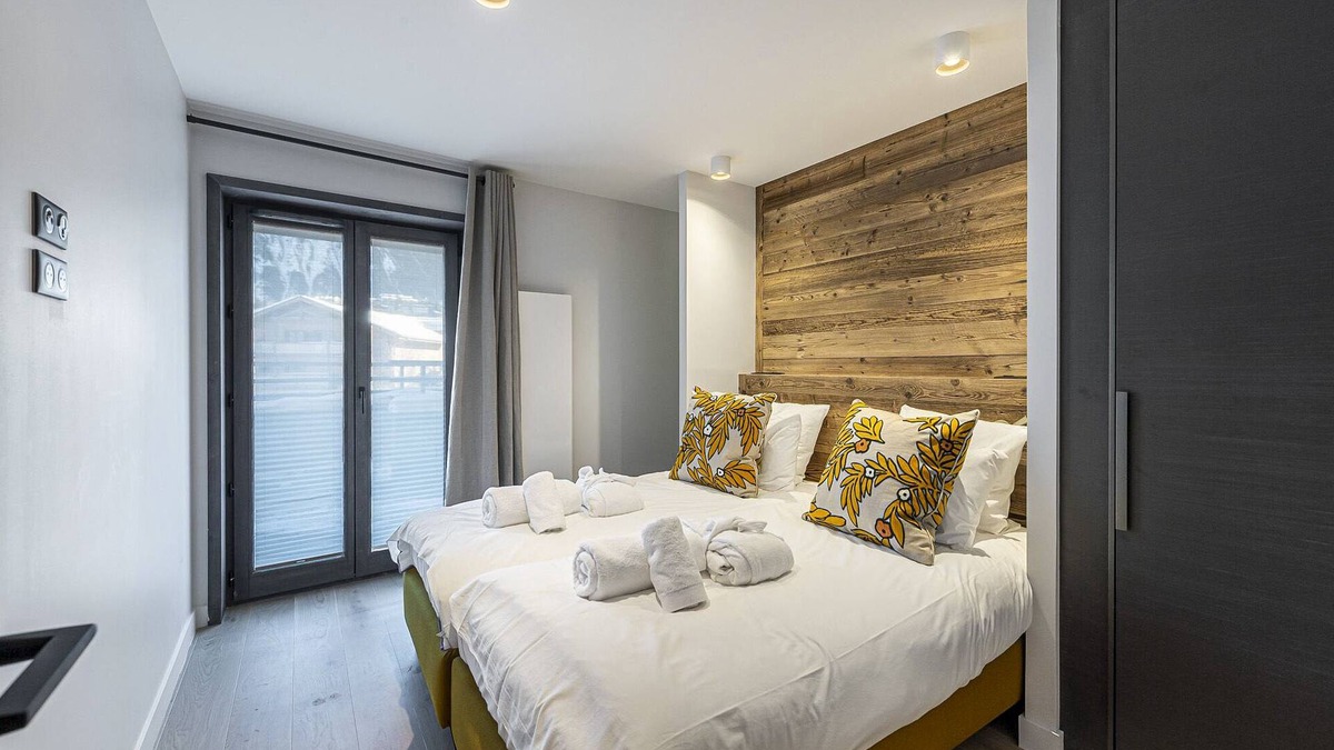 Courchevel Villa | Apartment Lazy Bear - Five Bedroom Villa, Sleeps 12