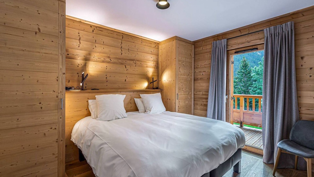 Courchevel Villa | Apartment Merle - Three Bedroom Villa, Sleeps 6