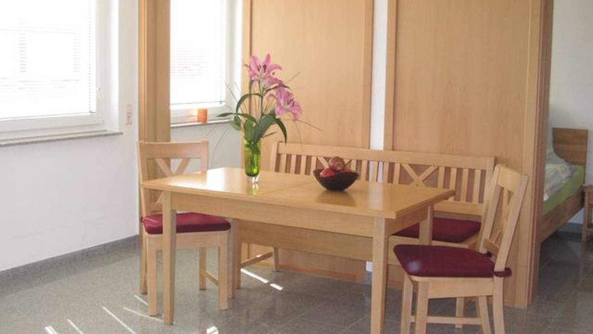 Salem Apartment | Apartment 'Gala' with Shared Terrace, Shared Garden and Wi-Fi