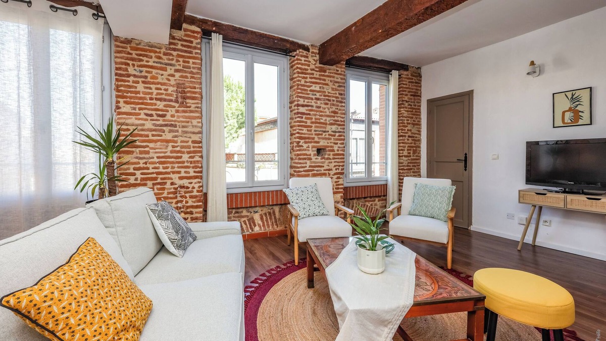 Gaillac Apartment | Apartment Gambetta - Hypercentre - Gaillac