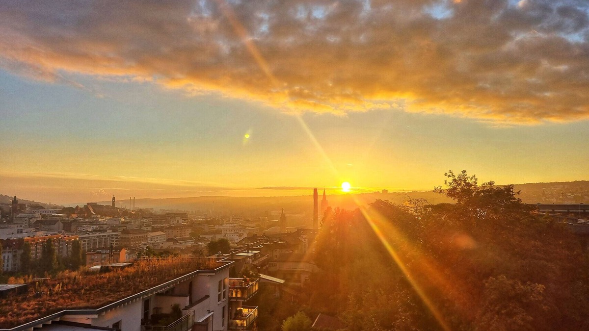 Pforzheim Apartment | Apartment 'Goldstadtblick' with Balcony and Wi-Fi