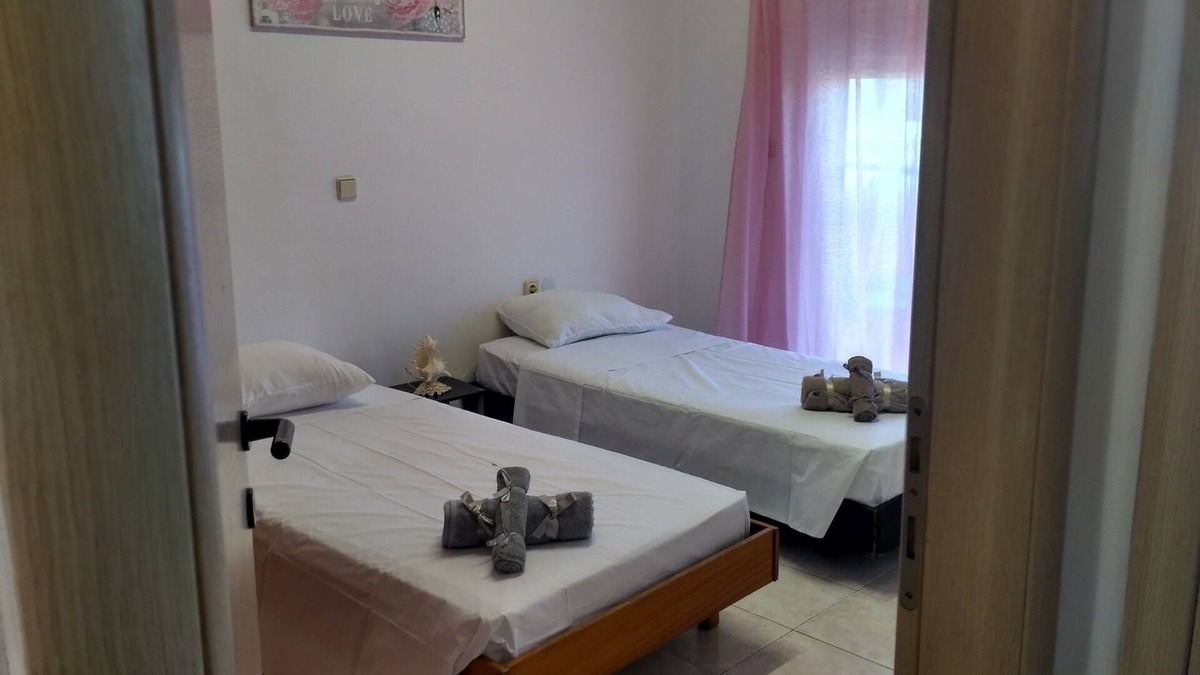 Ialyssos Apartment | Apartment "Grace" with 2 spaces, at the foothills of Filerimos, Ialysos - Rhodes