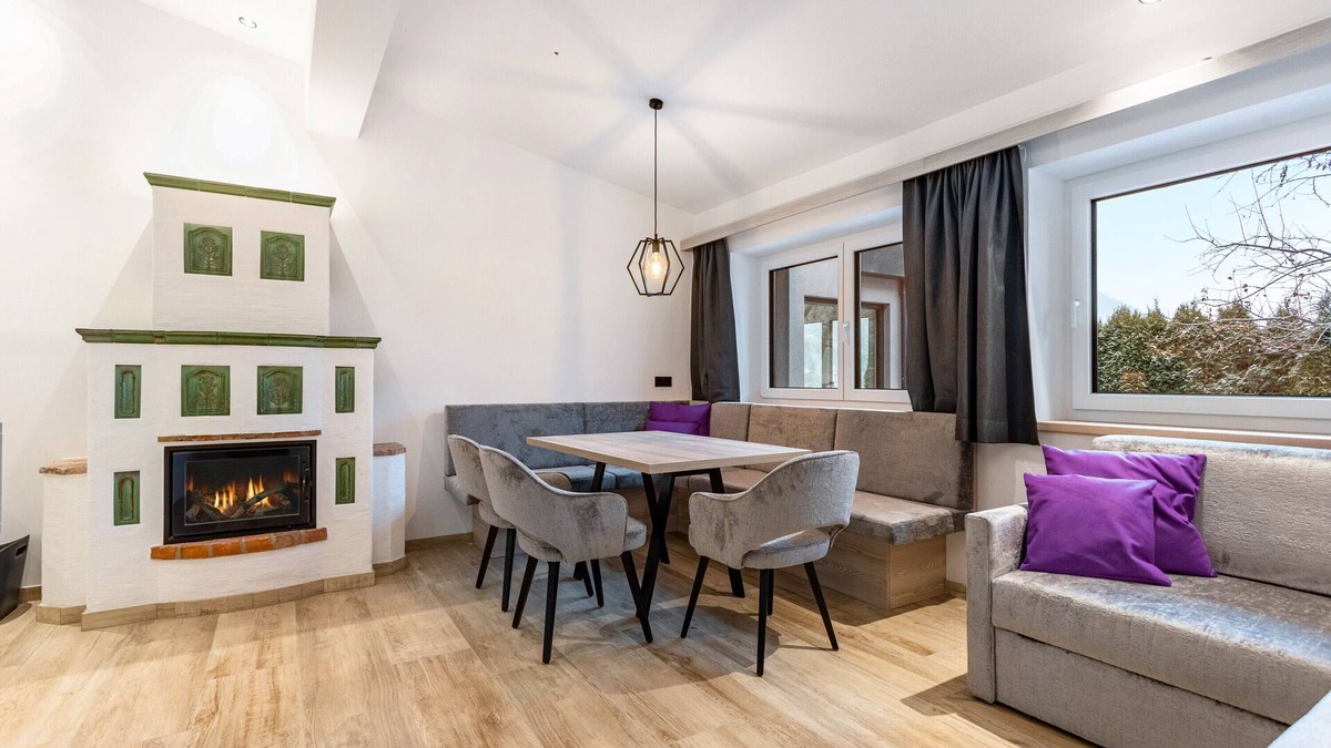 Grossarl Apartment | Apartment "Grauzone Grossarl App. Nr. 2 Home" with Mountain View, Private Terrace and Wi-Fi