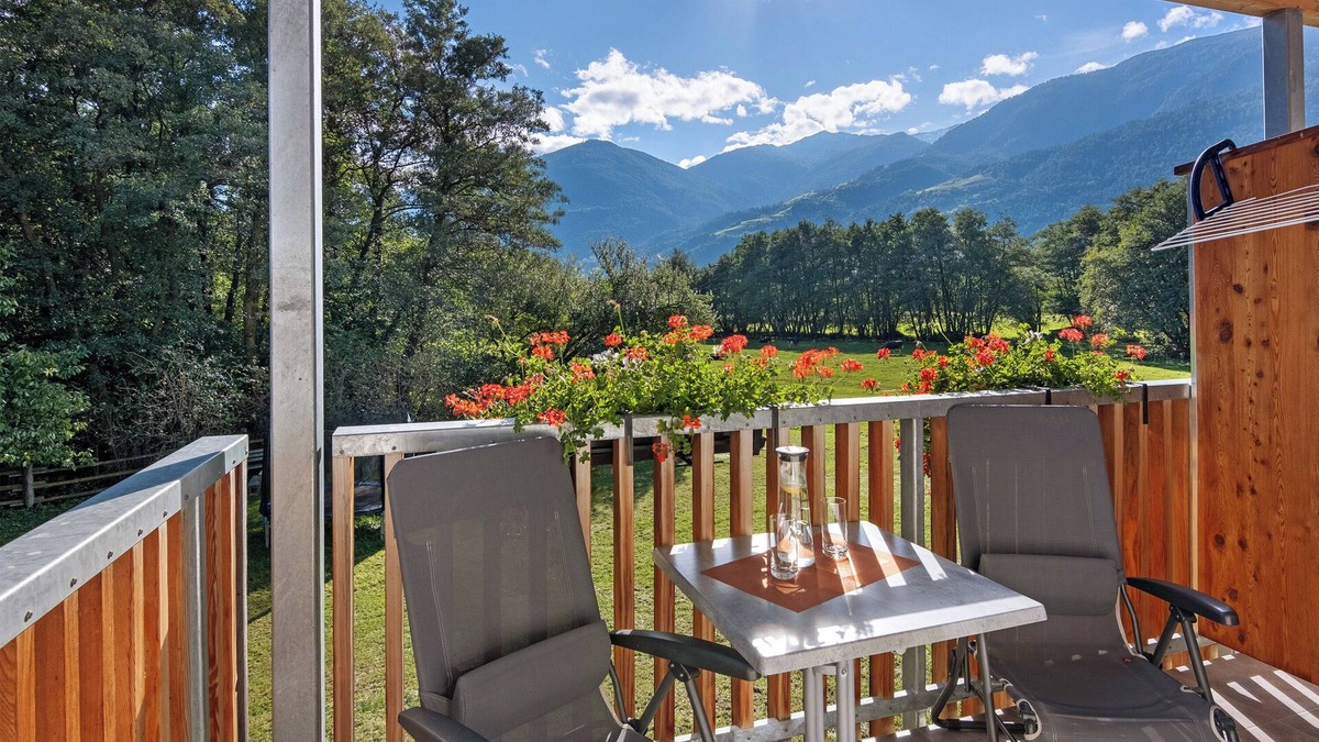 Sluderno Apartment | Apartment 'Hausergut Pinova' with Mountain View, Shared Garden and Wi-Fi