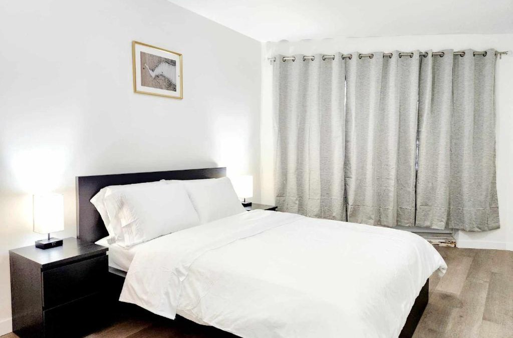Plateau Mont Royal Apartment | APARTMENT HOTEL ST-DENIS