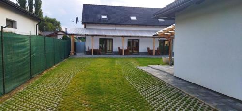Svaty Kriz Apartment | Apartment house with sauna and jacuzzi Svätý Kríž 3
