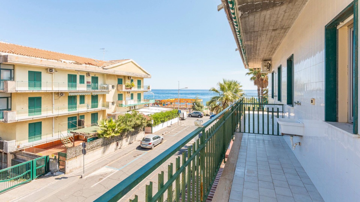 Fondachello Apartment | Apartment 'I Ciottoli Dello Ionio - Apt 18' with Sea View, Shared Terrace and Balcony