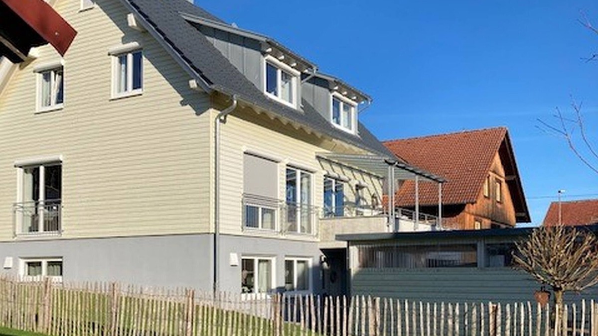 Horgenzell Apartment | Apartment 'Igel' with Private Terrace and Wi-Fi