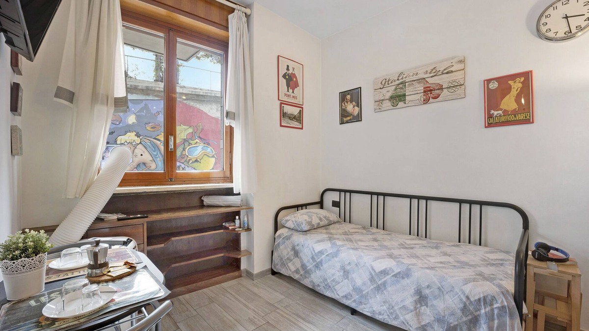 San Salvario Apartment | Apartment 'Il Gattino Di Torino Monolocale' with Wi-Fi and Air Conditioning