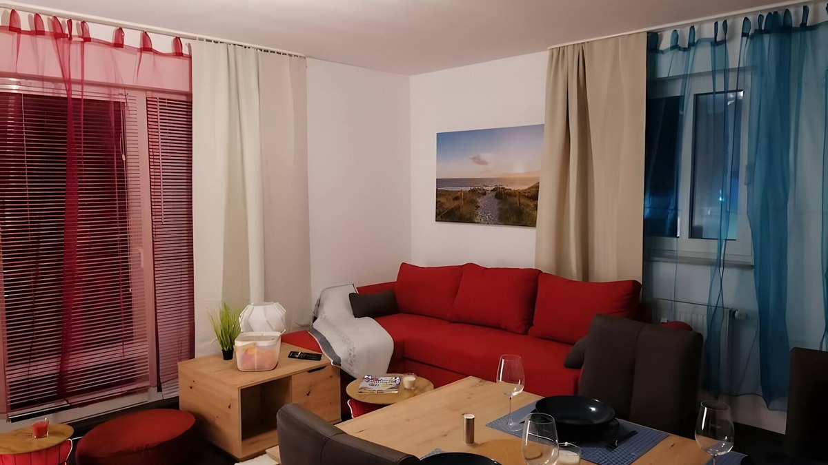 Gohren Apartment | Apartment 'Im Ostseebad Göhren' with Balcony and Wi-Fi