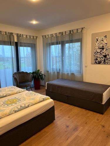 Langenbrucken Apartment | Apartment Im Sand nahe am See