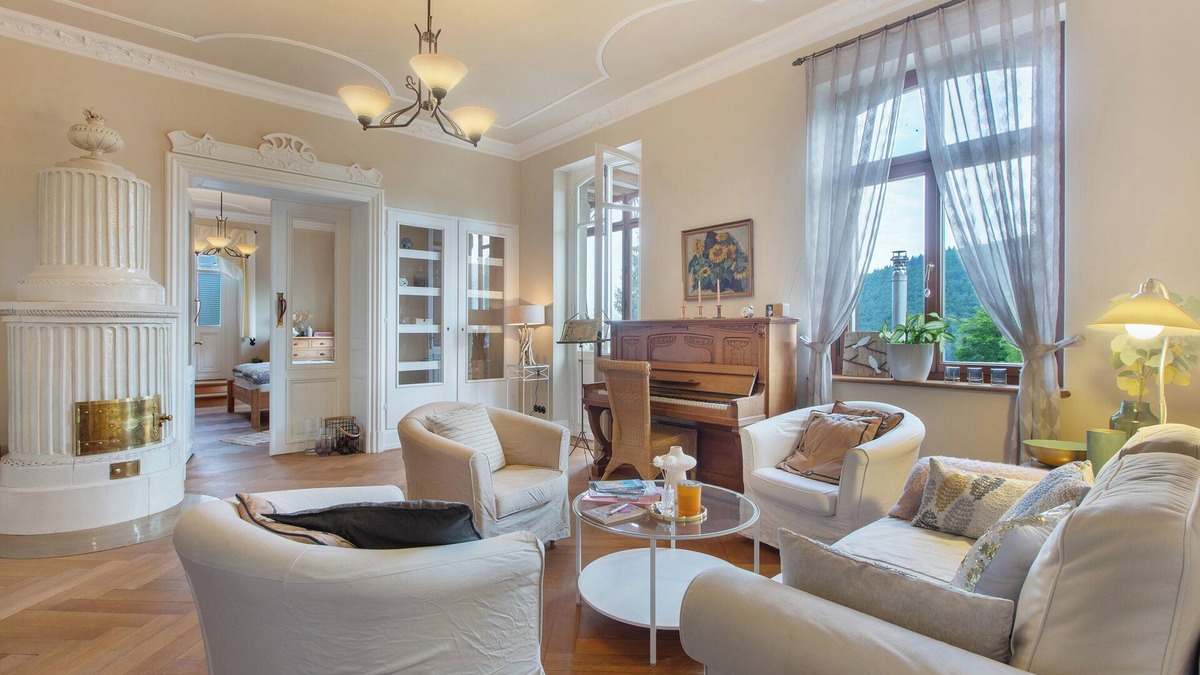 Badenweiler Apartment | Apartment 'Im Talblick' with Mountain View and Wi-Fi