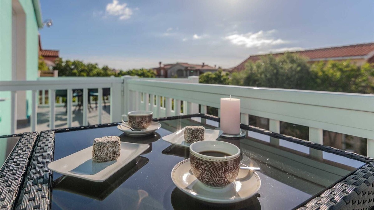 Vir Apartment | Apartment in a quiet area | for 2 persons | 250 m from beach