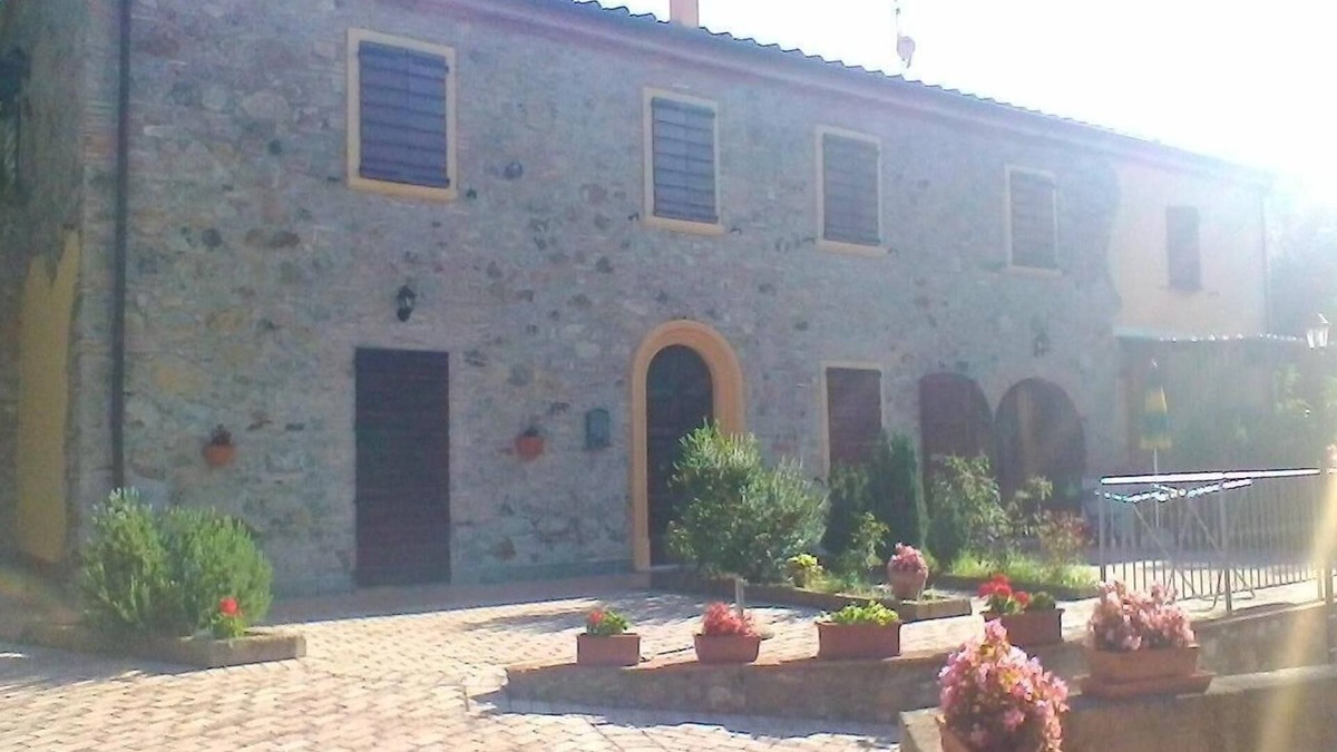 Santa Luce Apartment | Apartment in Ancient Borgo Le Querce